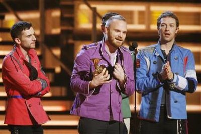2009_02_08t224327_450x301_us_grammys.jpg